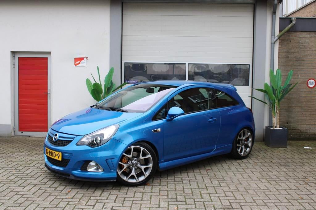 Opel Corsa 1.6 OPC 3D 2011 Blauw, Auto's, Opel, Voorwielaandrijving, Blauw, Handgeschakeld, Particulier