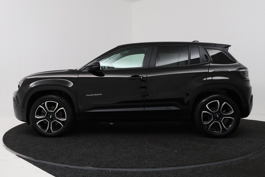 Jeep Avenger Summit 54 kWh (PARKEERSENSOREN, CRUISE CONTROL, Auto's, Jeep, Gebruikt, Zwart, 156 pk, Zwart
