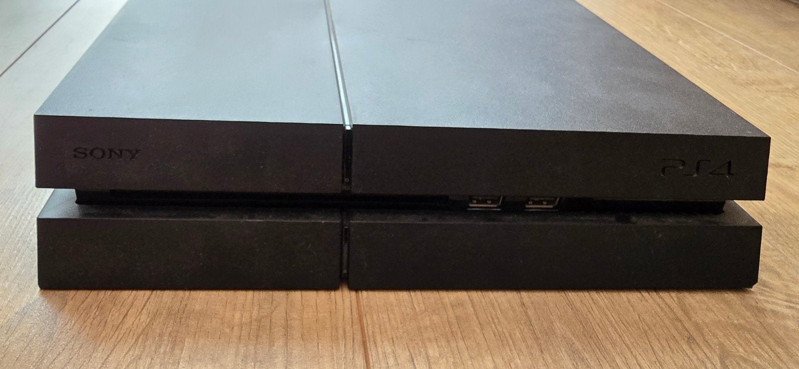 Koopje! PlayStation 4 500GB incl. 2x controller en games, 2 spelers, Ophalen, Vanaf 3 jaar