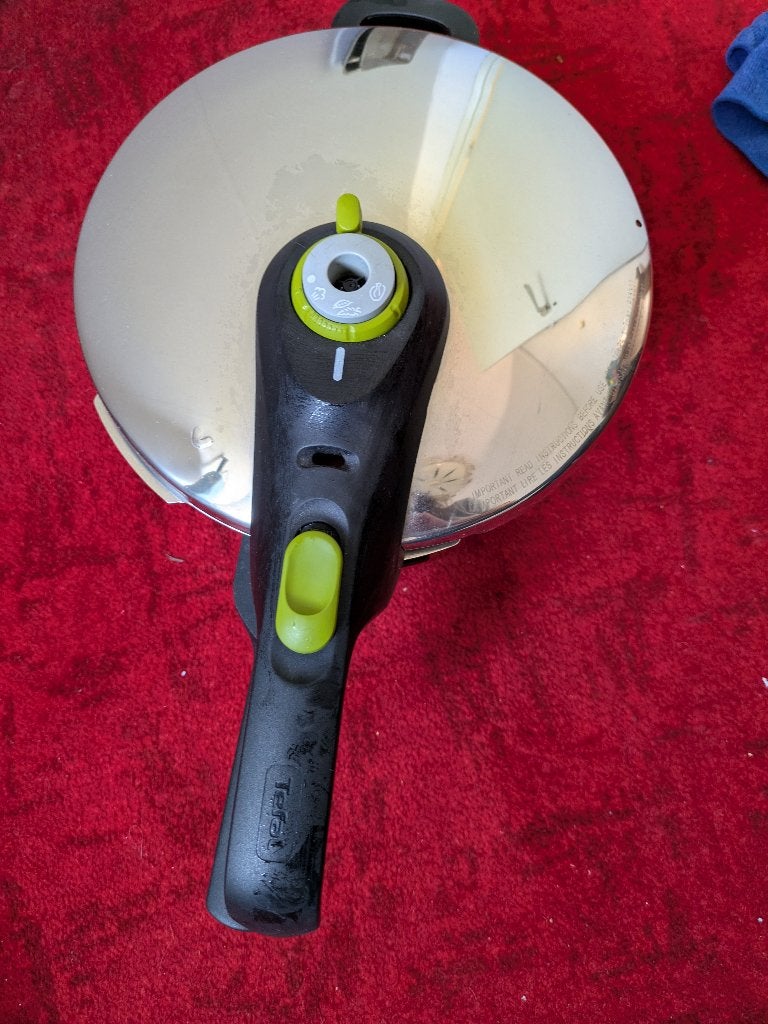 Snelkookpan tefal, Ophalen, Snelkookpan, Tefal, Met deksel