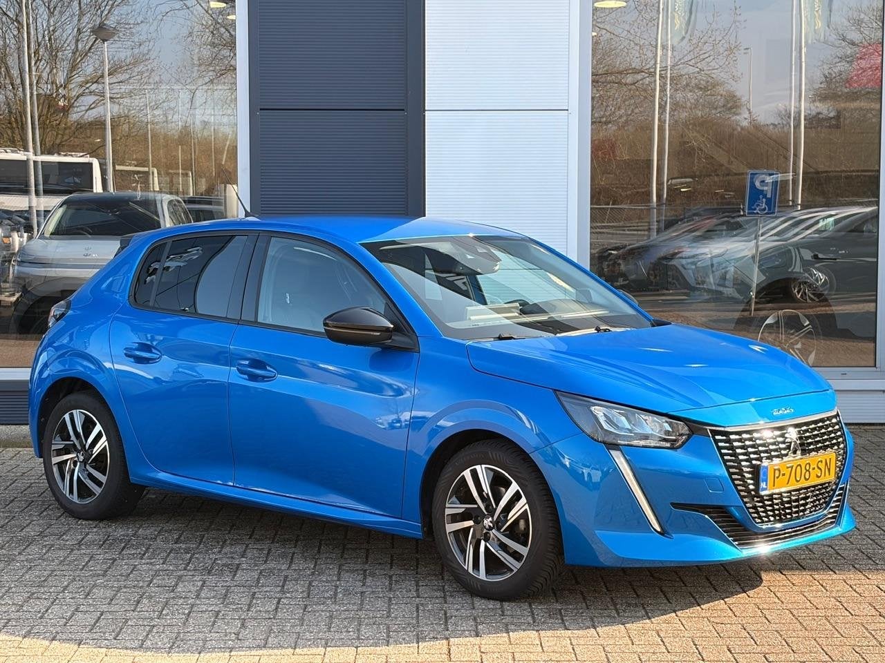 Peugeot 208 1.2 Allure Pack 75pk Apple Carplay&Android Auto, Voorwielaandrijving, Stof, 1199 cc, Origineel Nederlands