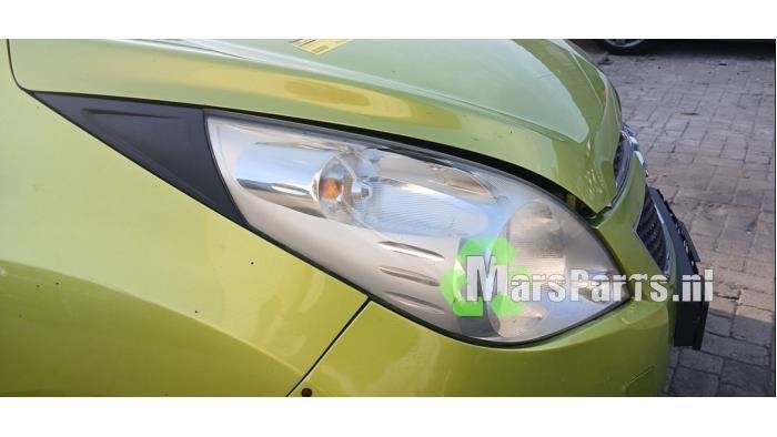 Koplamp rechts van een Chevrolet Spark, Auto-onderdelen, Gebruikt, -, Ophalen of Verzenden, -