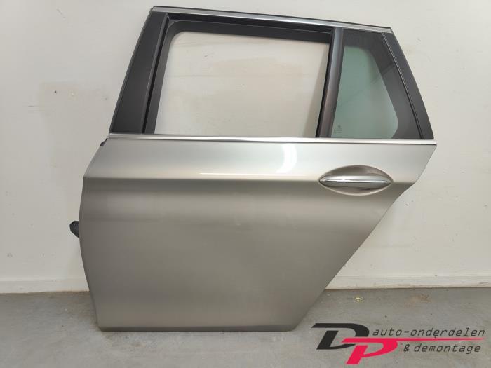 Portier 4Deurs links-achter van een BMW 5-Serie (A72), Gebruikt, -, Deur, -