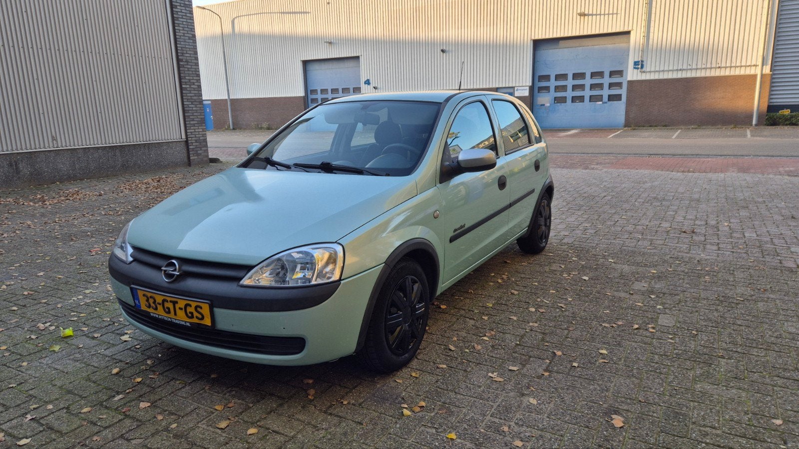 Foto 18 van Opel Corsa 1.2 5D AUTOMAAT | NIEUWE APK | DISTRIBUTIE VV