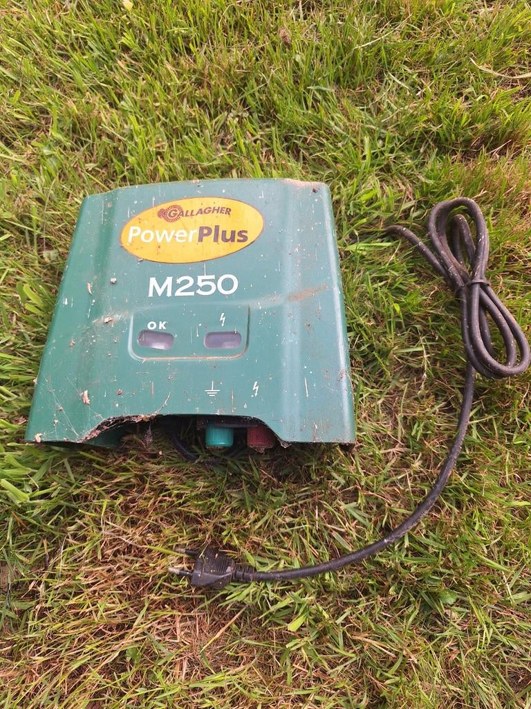 Schrikdraad netten plus 230 volt apparaat, Ophalen, IJzer, Dubbelstaafmat hekwerk