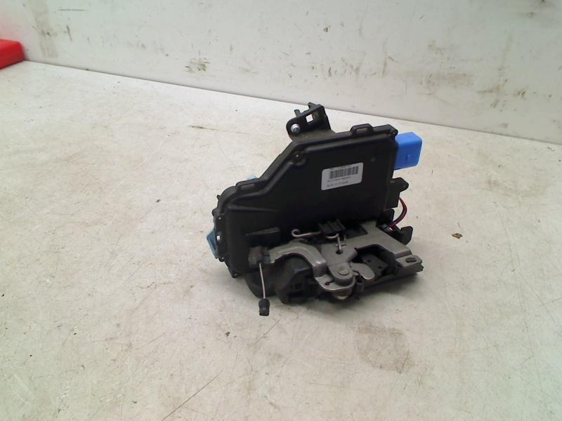 Portierslot Rechts Achter Volkswagen Touran (1T3) 7L0839016H, Gebruikt, Volkswagen, Volkswagen AG, Kundenbetreuung@volkswagen.de