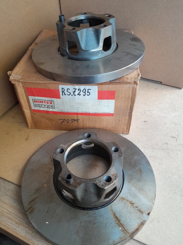 Nieuwe Set Remschijven Volkswagen LT 28 en LT 40 - 5 Gaten, Auto-onderdelen, Ophalen of Verzenden, Nieuw, Oldtimer onderdelen