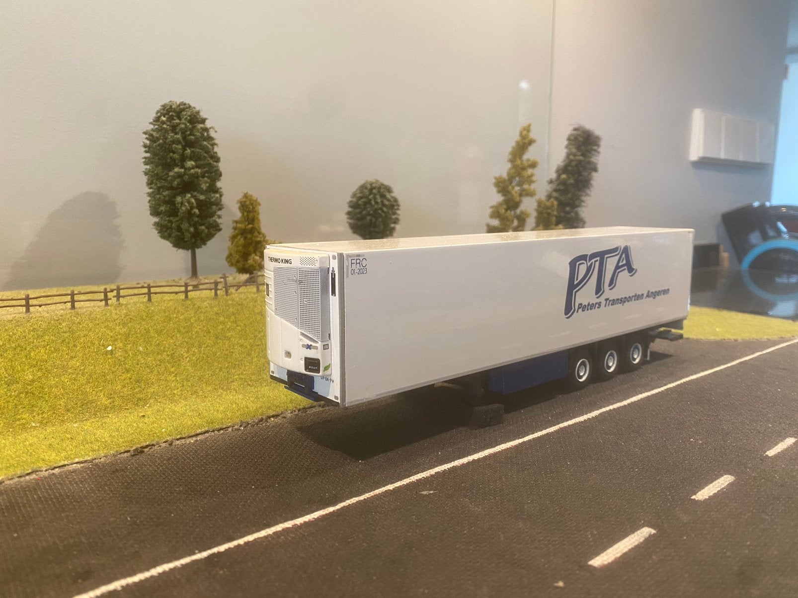 Koeloplegger van PTA Peters Transport Angeren, Ophalen of Verzenden, Zo goed als nieuw, Bus of Vrachtwagen, Wsi