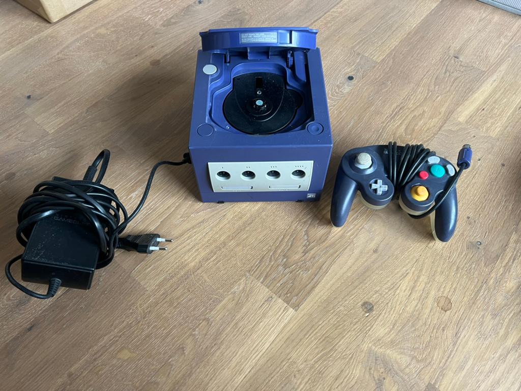 Nintendo gamecube met controller, Spelcomputers en Games, Games | Nintendo GameCube, Avontuur en Actie, 1 speler, Ophalen of Verzenden