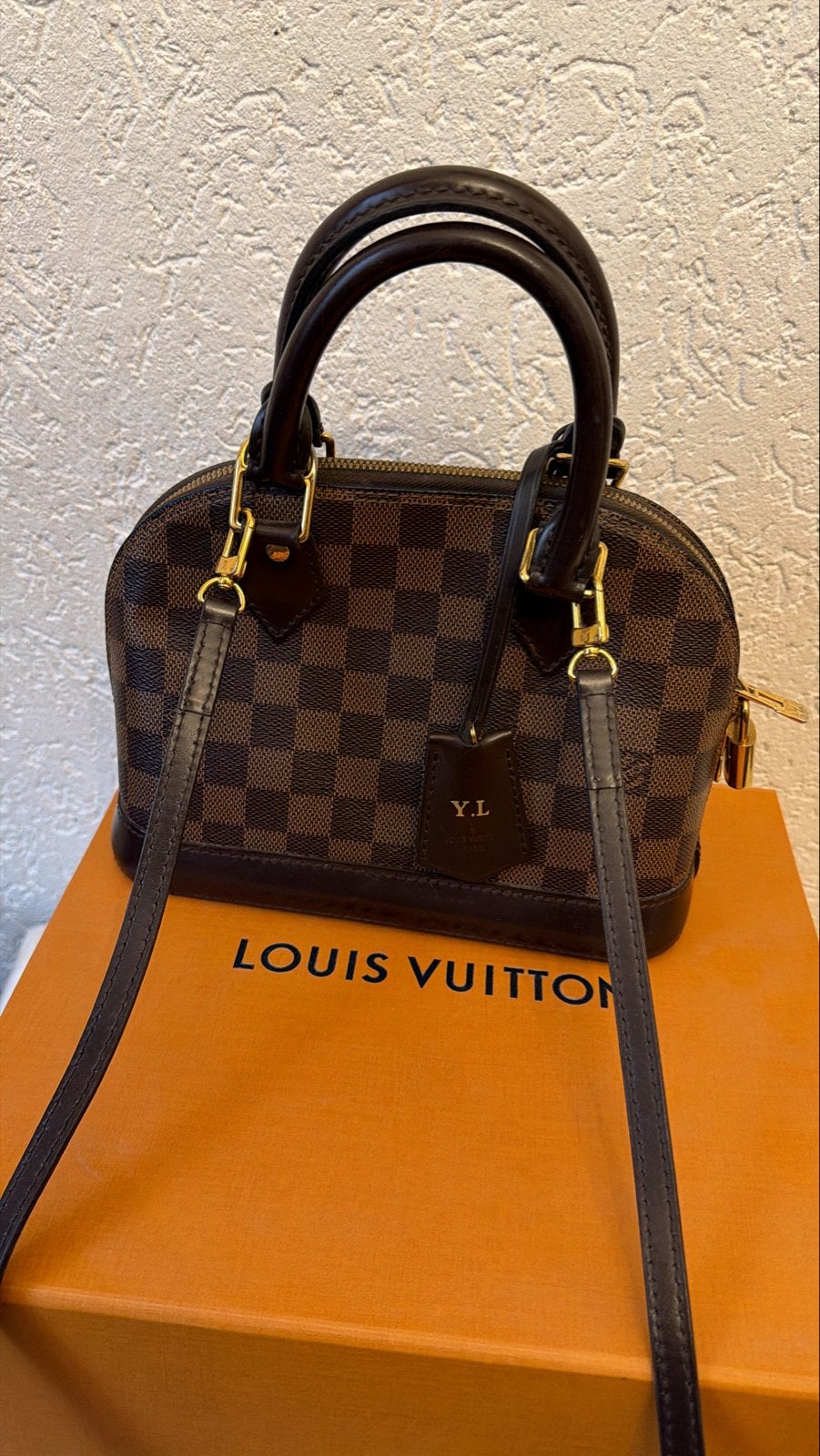 Louis Vuitton Alma BB handtas, Sieraden, Tassen en Uiterlijk, Tassen | Damestassen, Ophalen of Verzenden, Zo goed als nieuw, Bruin