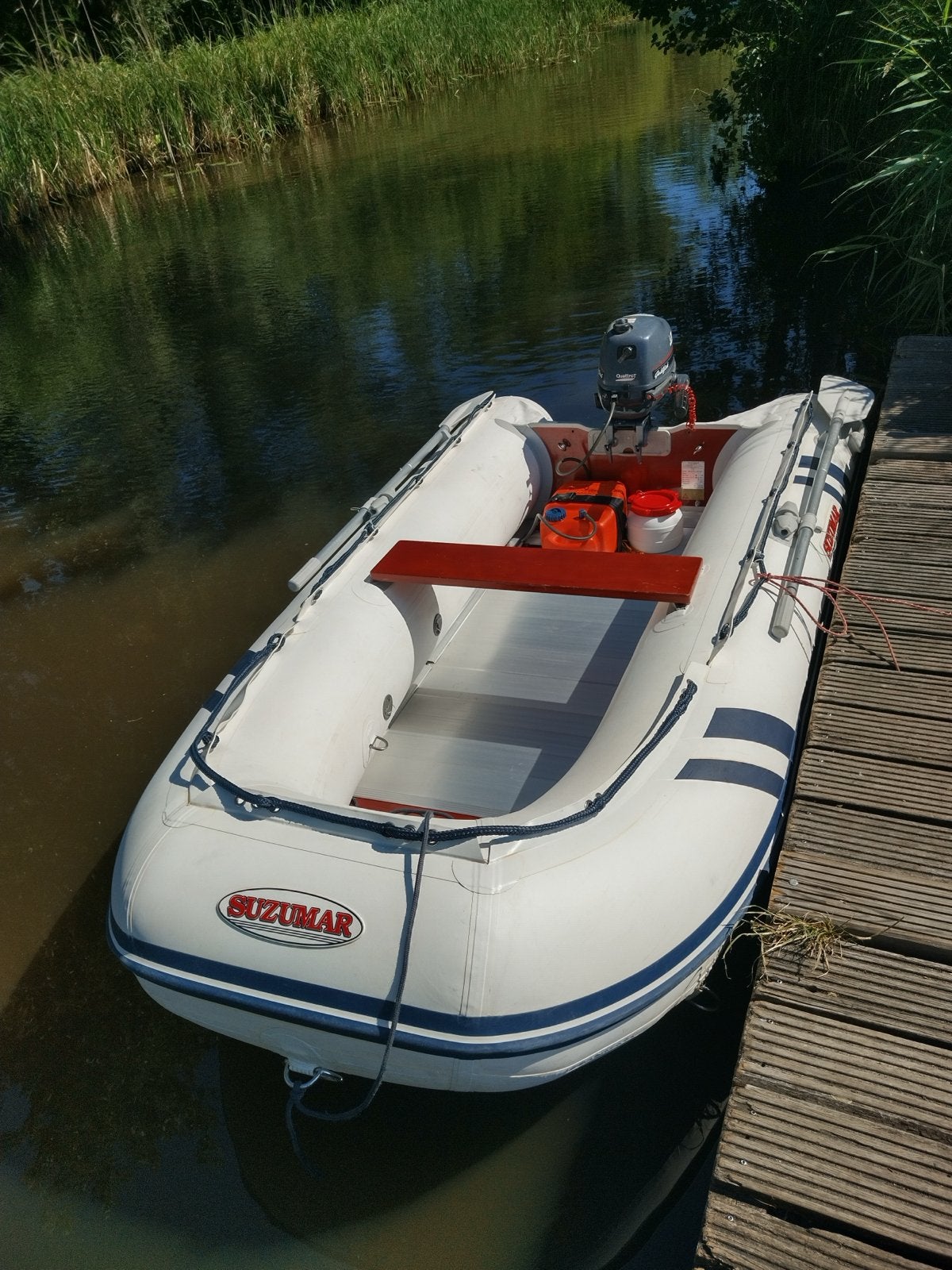 Suzumar rubberboot met Goldfish buitenboordmotor, Ophalen, Zo goed als nieuw