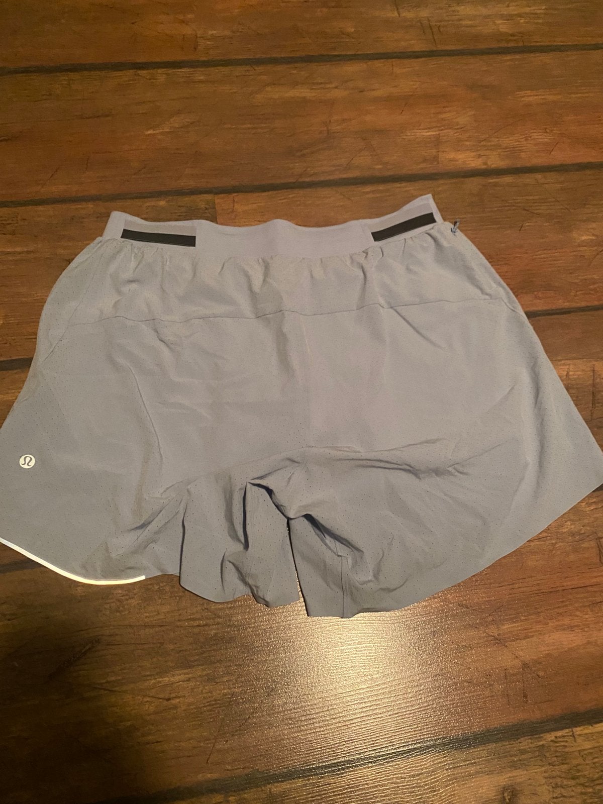 Lululemon hardloop short, Sport en Fitness, Loopsport en Atletiek, Overige merken, Ophalen of Verzenden, Zo goed als nieuw, Kleding