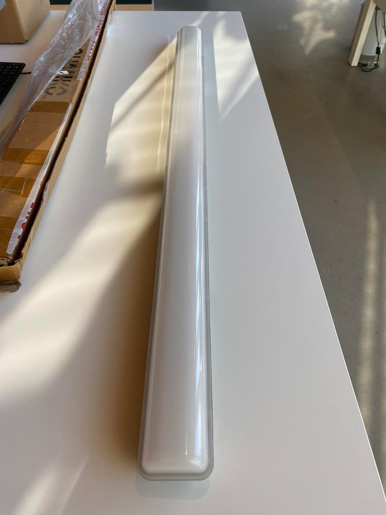 LED ARMATUUR TRI proof IP65 armaturen Nieuw ( nog 5 stuks), Doe-het-zelf en Verbouw, Bouwverlichting, Nieuw, Minder dan 50 watt
