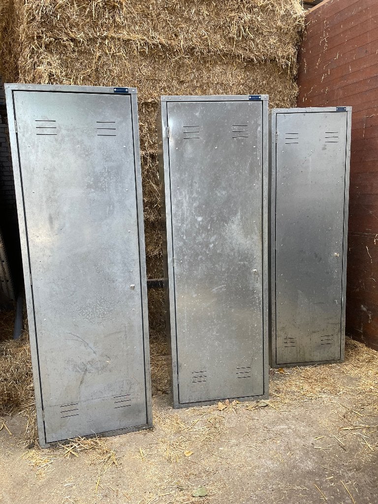 Metalen zadelkasten, Dieren en Toebehoren, Ophalen, Gebruikt, Dressuur