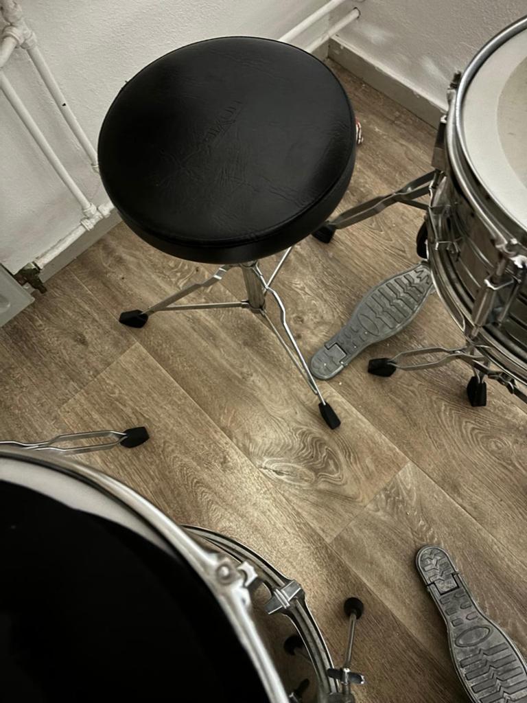 Thunder  drumstel, Ophalen, Gebruikt, Overige merken