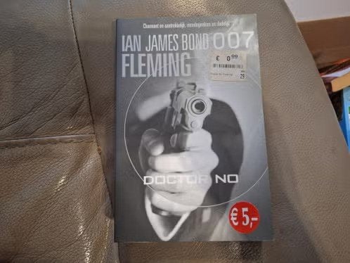 Ian Fleming - Doctor No hh, Tv-bewerking, Ophalen of Verzenden, Zo goed als nieuw, Ian Fleming