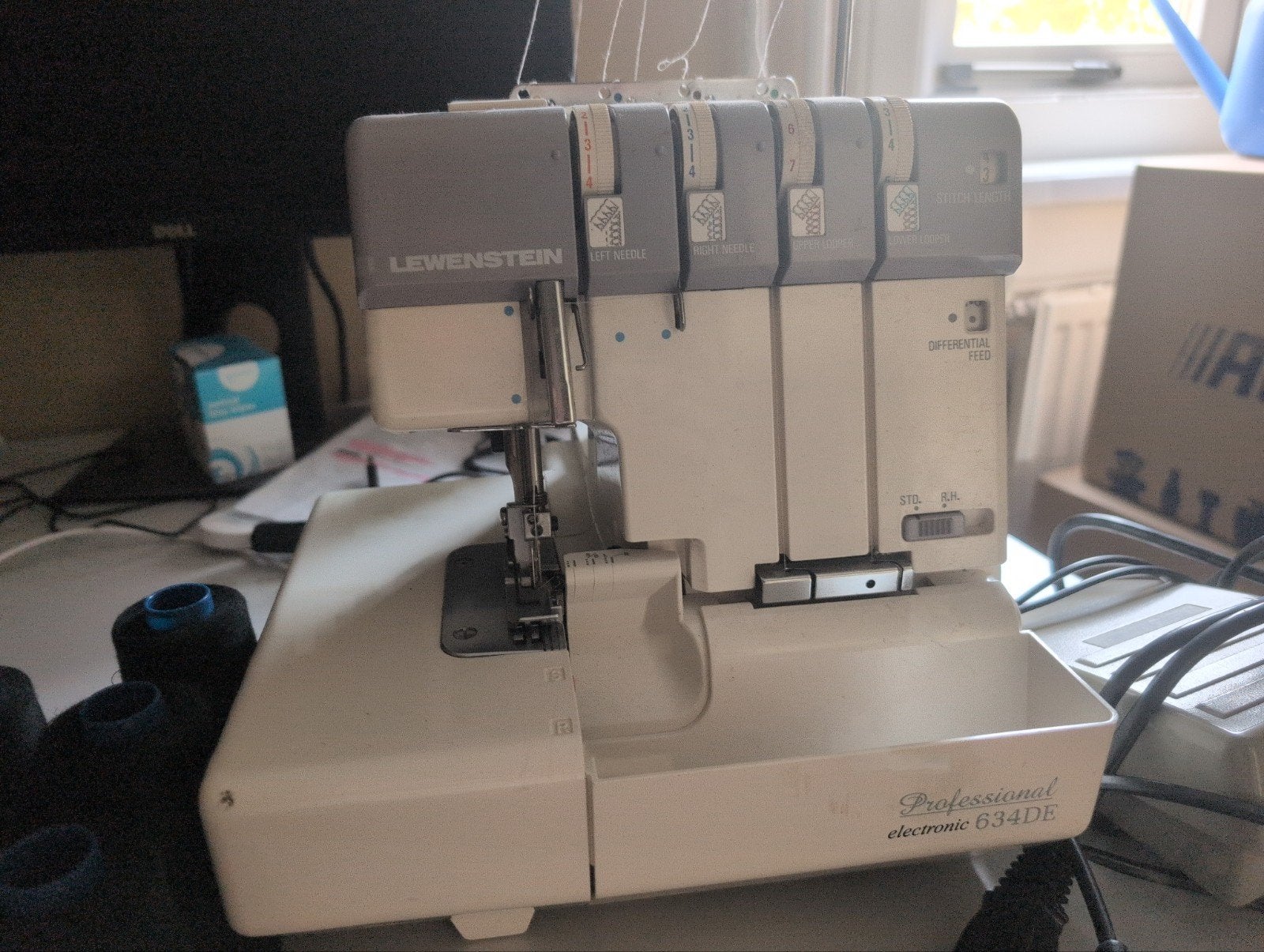Lewenstein Professional Electronic 634DE Overlockmachine, Ophalen, Gebruikt, Overige typen