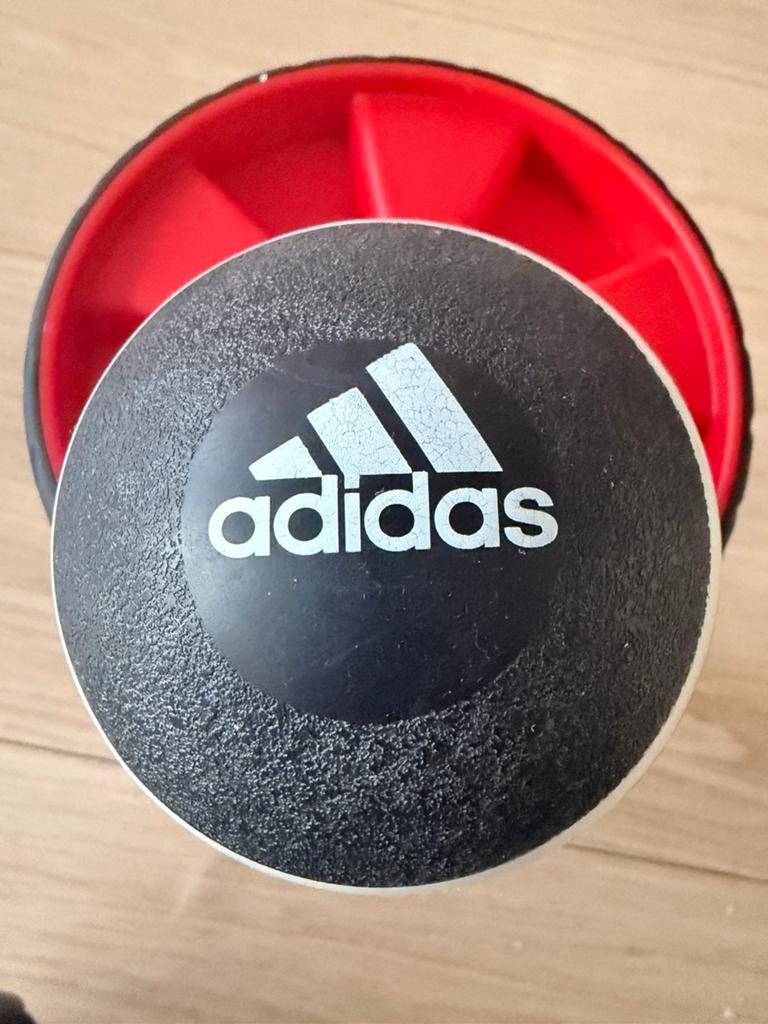 Adidas Massagebal triggerpoint - Massage ball zwart/wit, Ophalen, Zo goed als nieuw, Foamroller
