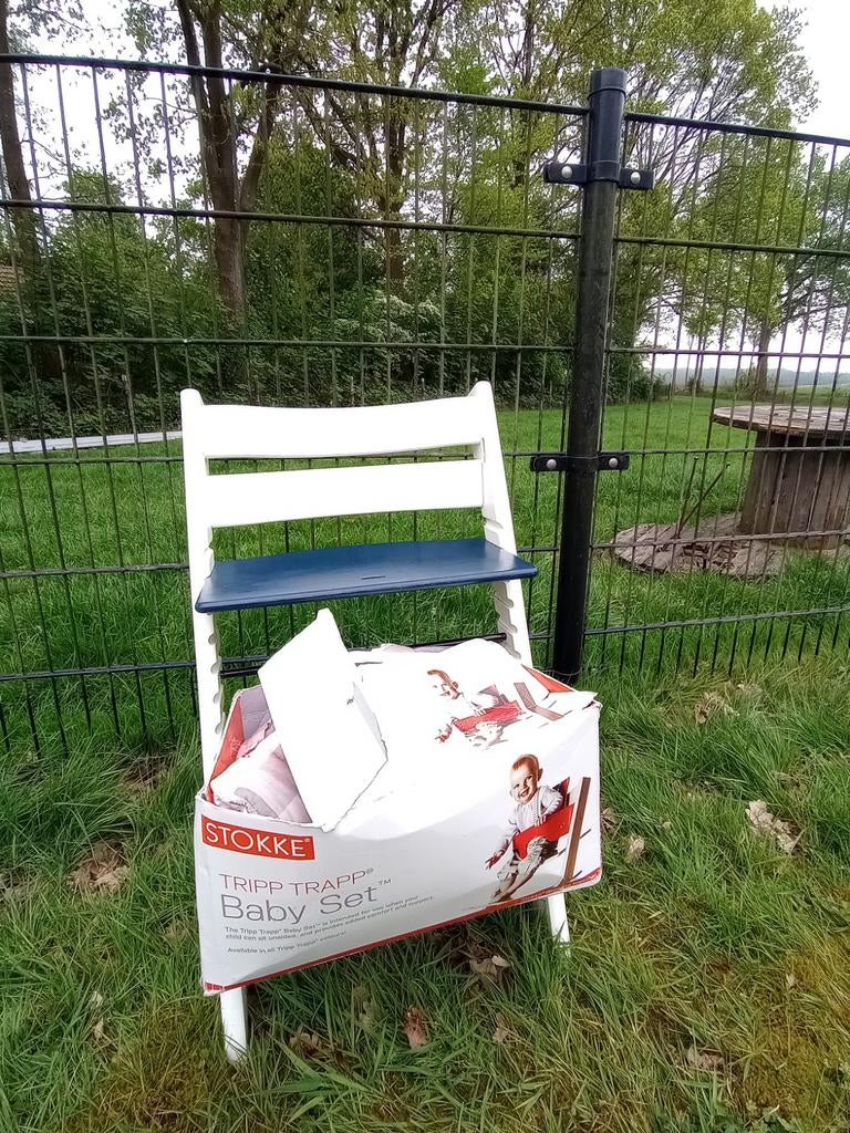 Stokke stoel+ babyset, Ophalen, Gebruikt, Wit, Eén