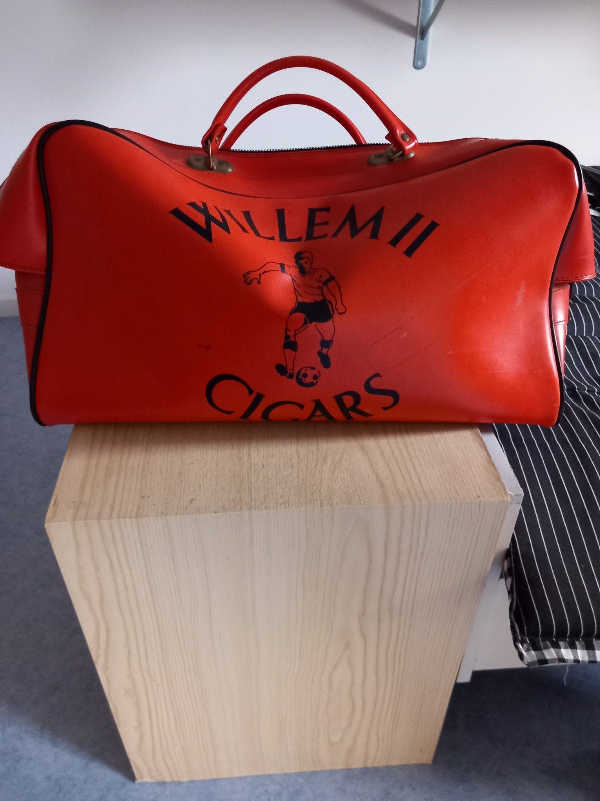 Vintage Willem II Sigaren Sporttas - Oranje, Ophalen of Verzenden, Zo goed als nieuw, Gebruiksvoorwerp
