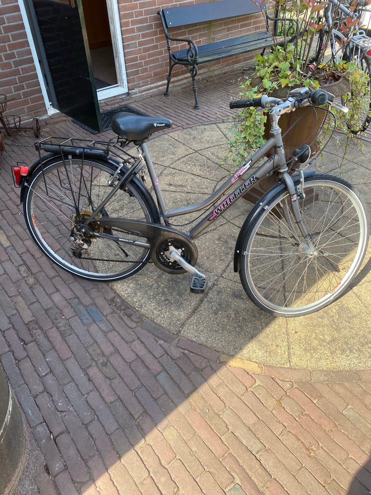 Damesfiets Wheeler - Goede staat, Fietsen en Brommers, Fietsen | Dames | Damesfietsen, Gebruikt, Overige merken, Versnellingen