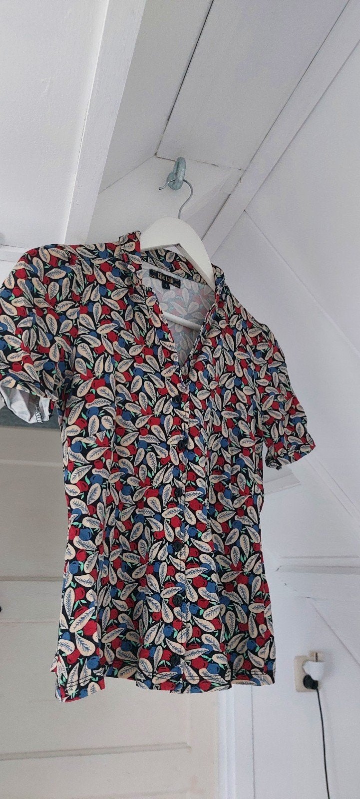 King Louie shirt (S), Kleding | Dames, T-shirts, Blauw, Ophalen of Verzenden, Zo goed als nieuw, Korte mouw