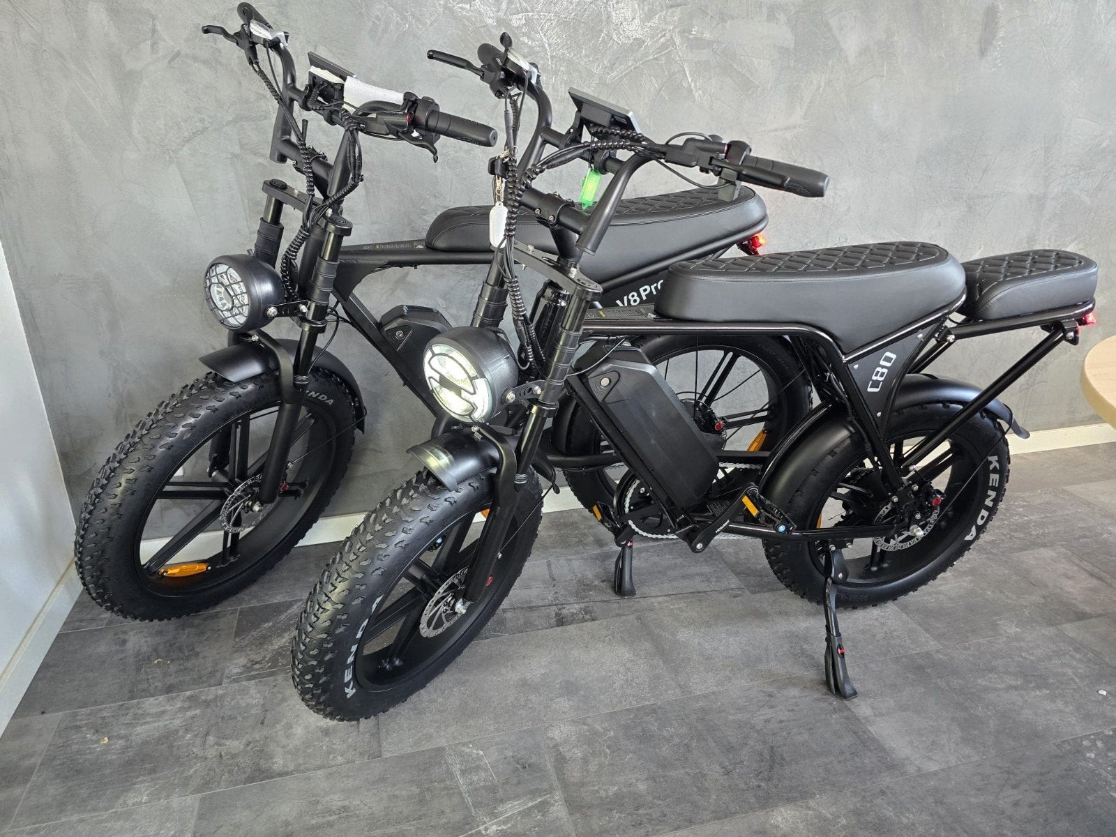Fatbike V8 Pro + Achterzitje+ Stepjes NFC Tags 20 inch, Fietsen en Brommers, Elektrische fietsen, Overige merken, -, -, Nieuw