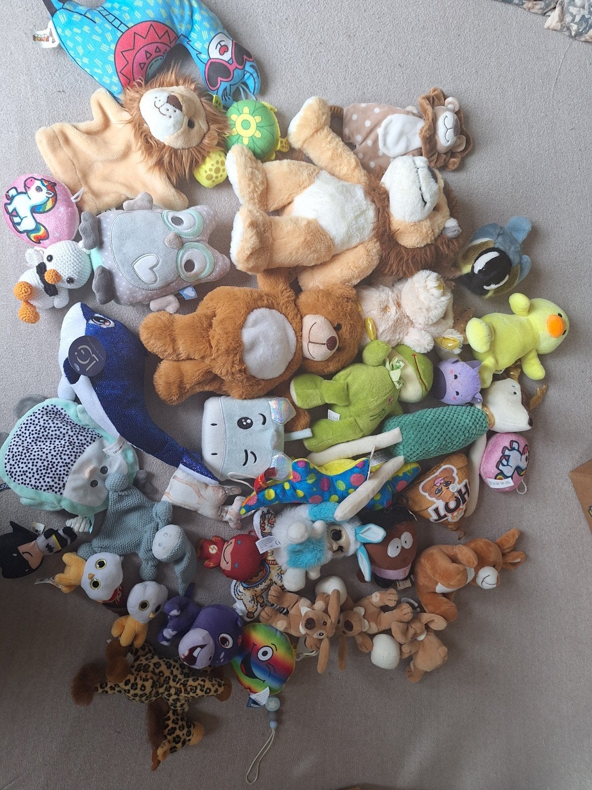 Grote collectie knuffels en knuffeldoekjes, Gebruikt, Disney, Ophalen of Verzenden, Bruin
