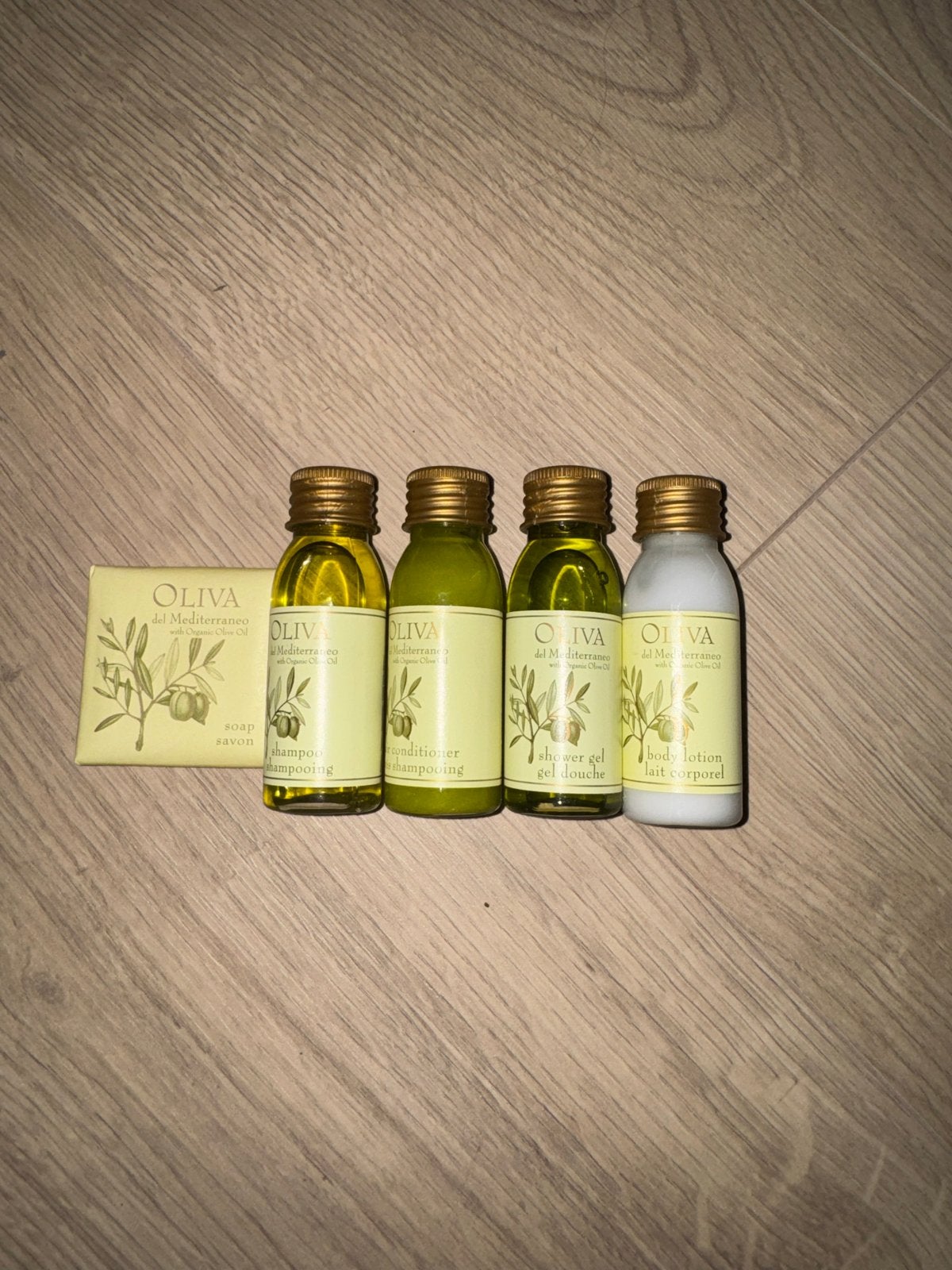 OLIVA del Mediterraneo Reisformaat Set: Shampoo, Douchegel,, Ophalen of Verzenden, Nieuw, Overige typen