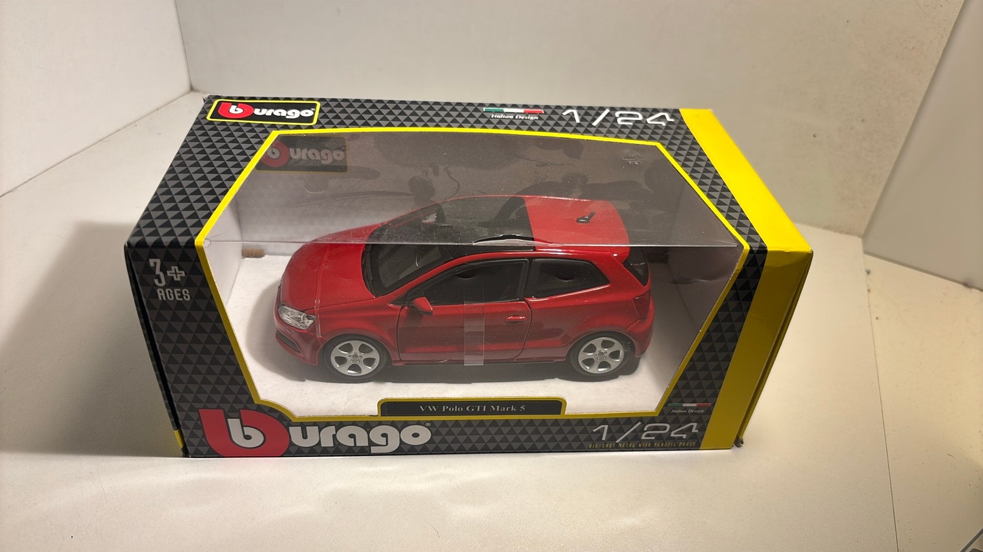 Volkswagen polo gti mark 5 bburago 1.24, Ophalen of Verzenden, A, A, A