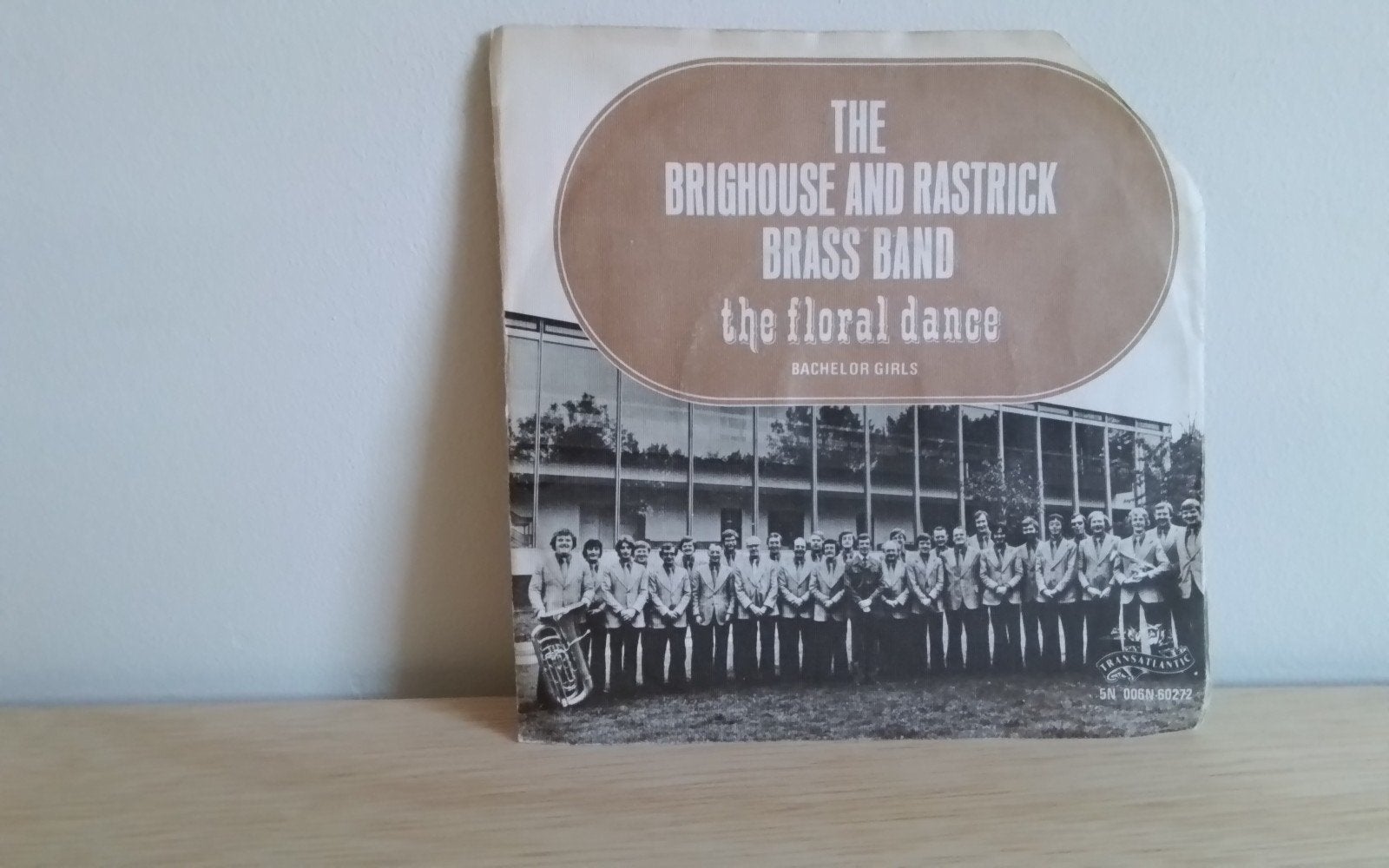 Brighouse and Rastrick Brass Band - the floral dance, Ophalen of Verzenden, Zo goed als nieuw