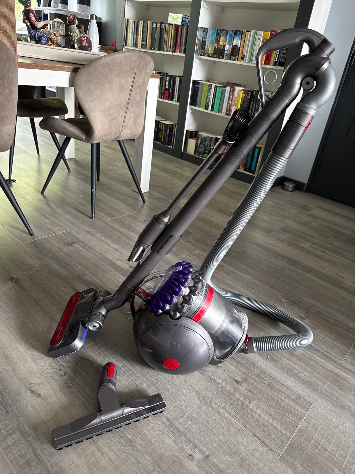 Dyson Big Ball Parquet 2 Sledestofzuiger, Ophalen, Zo goed als nieuw, Dyson, Minder dan 1200 watt