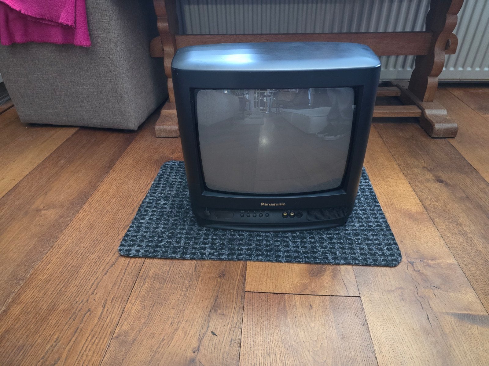 Panasonic TX-14S1TC - CRT - Handzaam - geluidsissue - lezen, Ophalen, Gebruikt, Minder dan 40 cm, Panasonic