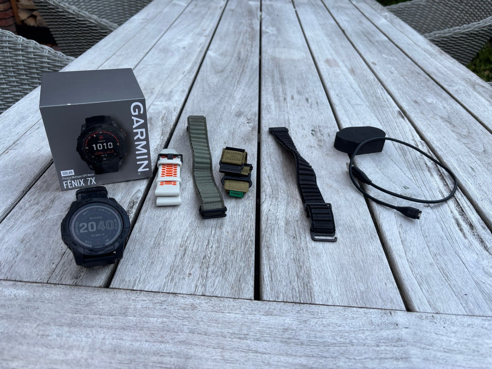 Garmin Fenix 7X Solar met extra bandjes en accessoires, Sieraden, Tassen en Uiterlijk, Sporthorloges, Afstand, Zwart, Ophalen of Verzenden