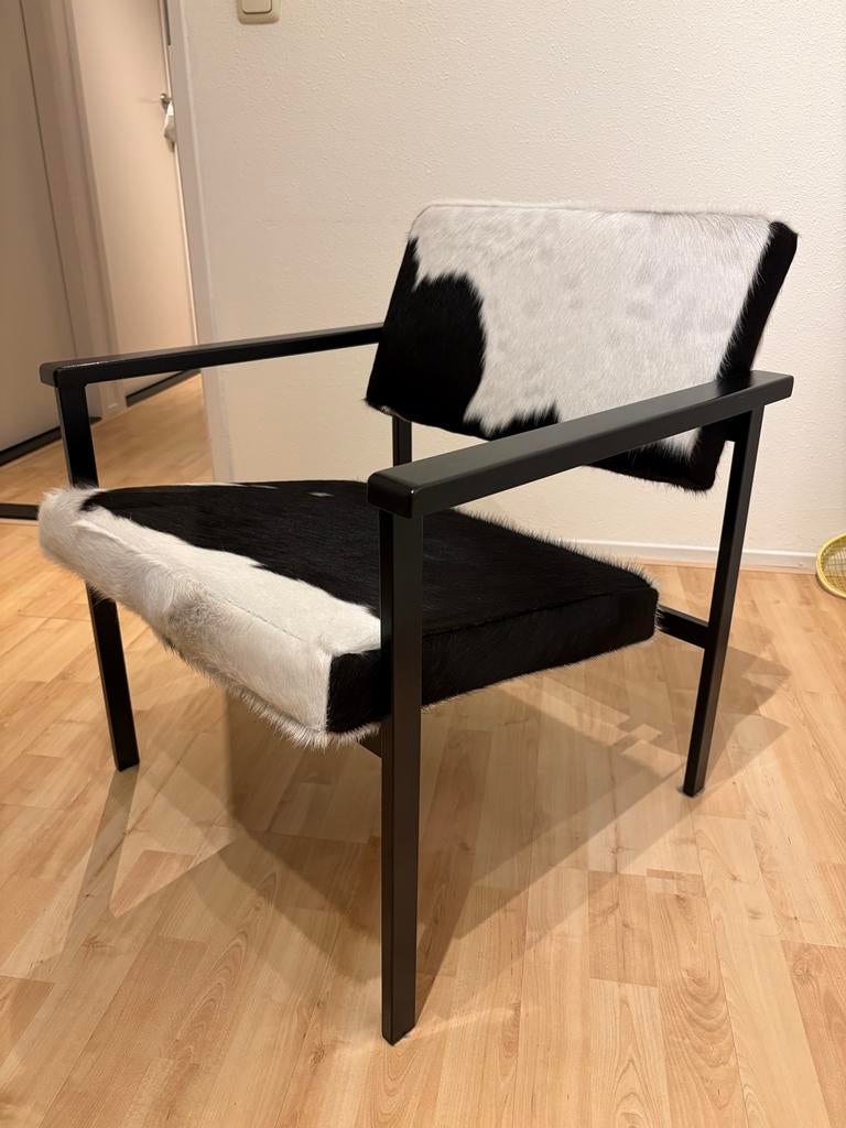 Fauteuil strike nero, Ophalen, Zo goed als nieuw, 75 tot 100 cm, 50 tot 75 cm