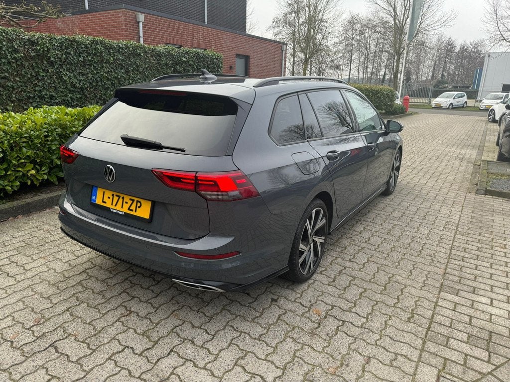 Volkswagen Golf Variant 1.5 TSI R-Line pano, led, navi, crui, Voorwielaandrijving, 4 cilinders, 1261 kg, Origineel Nederlands