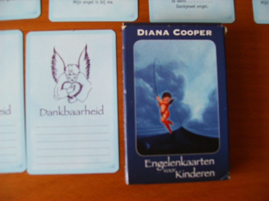 ENGELEN KAARTEN VOOR KINDEREN, DIANA COOPER, Boeken, Ophalen of Verzenden, Zo goed als nieuw, Spiritualiteit algemeen, Overige typen