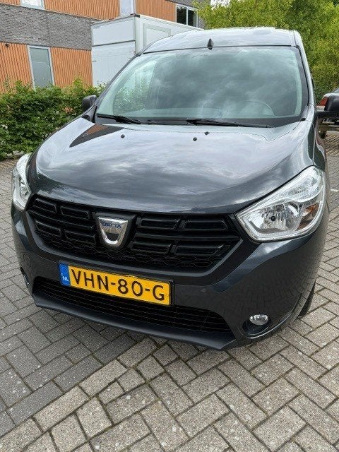 Dacia Dokker 2020  Euro 6 92.000 km  Camera Trekhaak |Airco, Auto's, Bestelauto's, Stof, 74 pk, 4 cilinders, Blauw