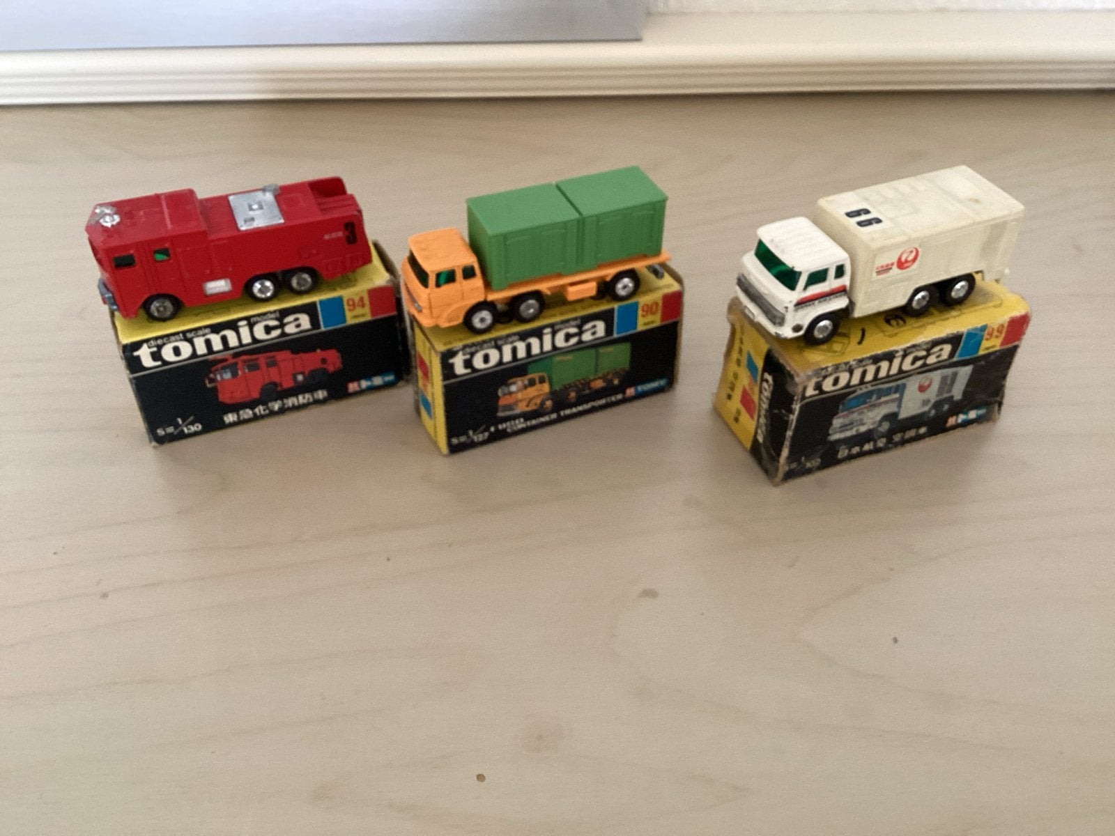 Vintage Tomica Diecast Vrachtwagens met doosjes  - Set van 3, Ophalen of Verzenden, Zo goed als nieuw