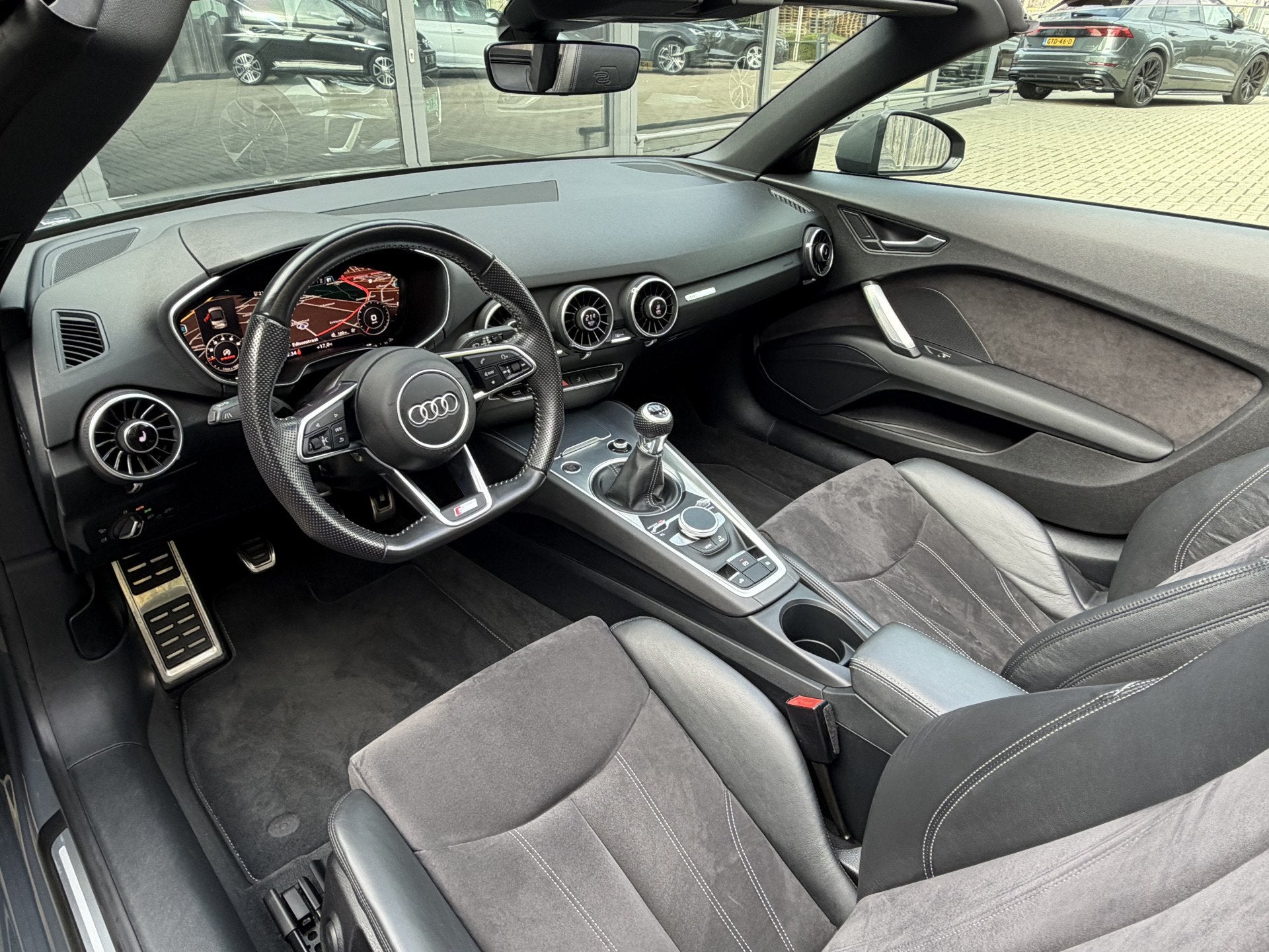 Audi TT Roadster 2.0 TFSI 230PK *!* S-LINE *!* NAVI/ NANO GR, Auto's, TT, Gebruikt, 4 cilinders, Bedrijf