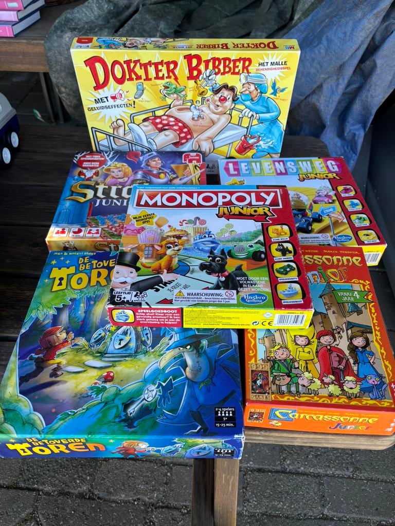 6 kinderspellen, Drie of vier spelers, Ophalen, Zo goed als nieuw