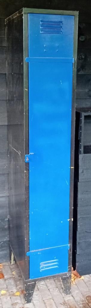 2 Vintage metalen lockerkastjes - Blauw en Roze, Huis en Inrichting, Kasten | Lockerkasten, Ophalen, Gebruikt, Vintage, Industrieel, Speels
