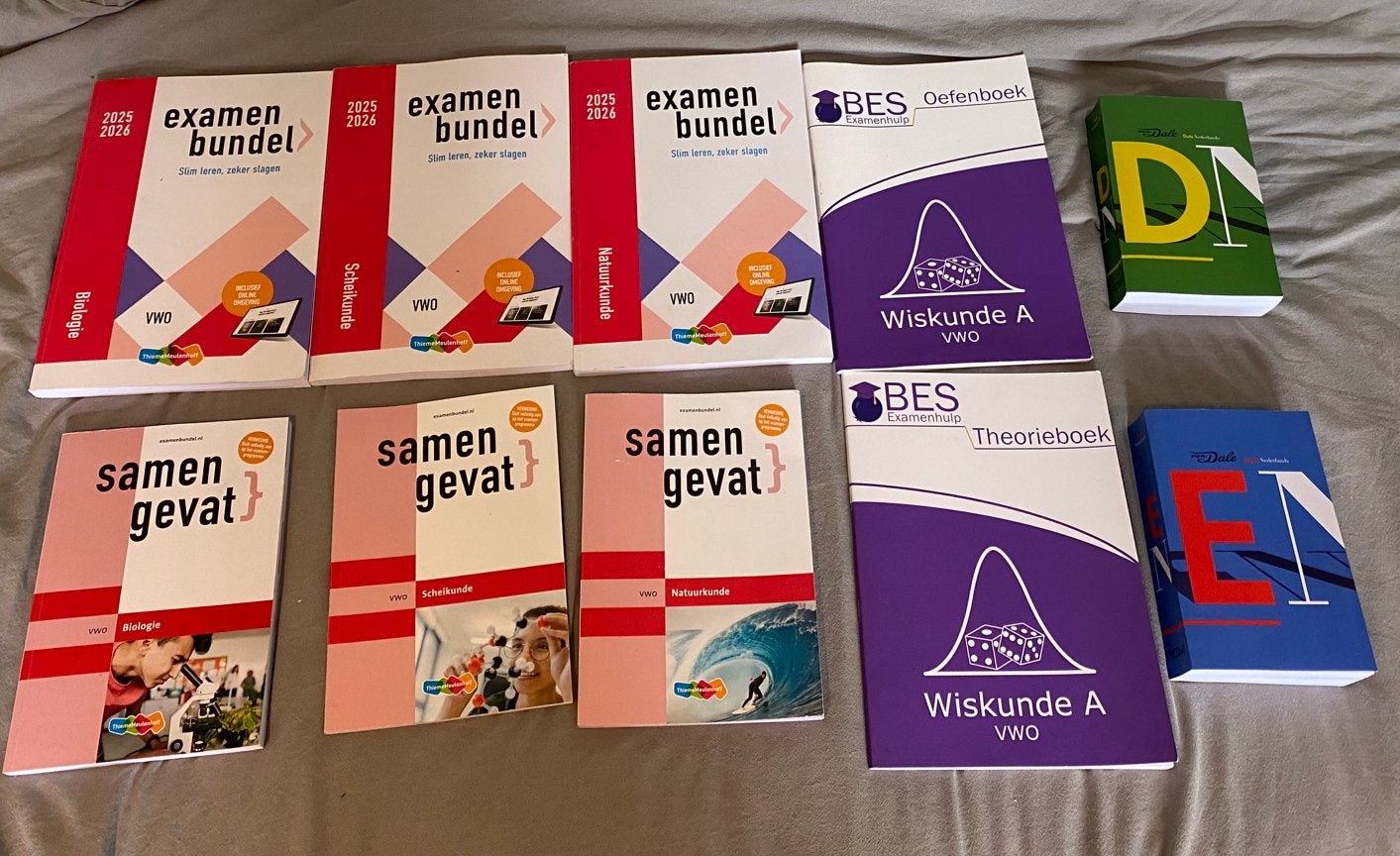 Samengevat, examenbundels en woordenboek vwo, Ophalen of Verzenden, Beta, Nieuw, Overige niveaus