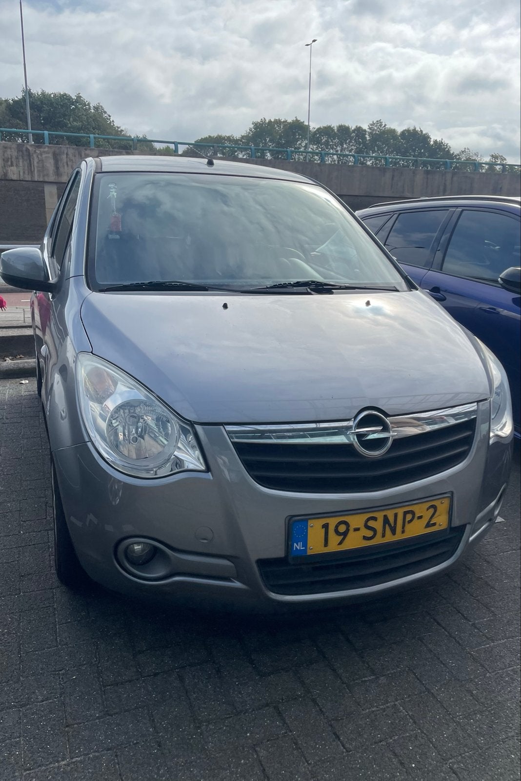 Opel Agila 1.0 12V 2011 Grijs, Auto's, 31 €/maand, Origineel Nederlands, Handgeschakeld, Particulier