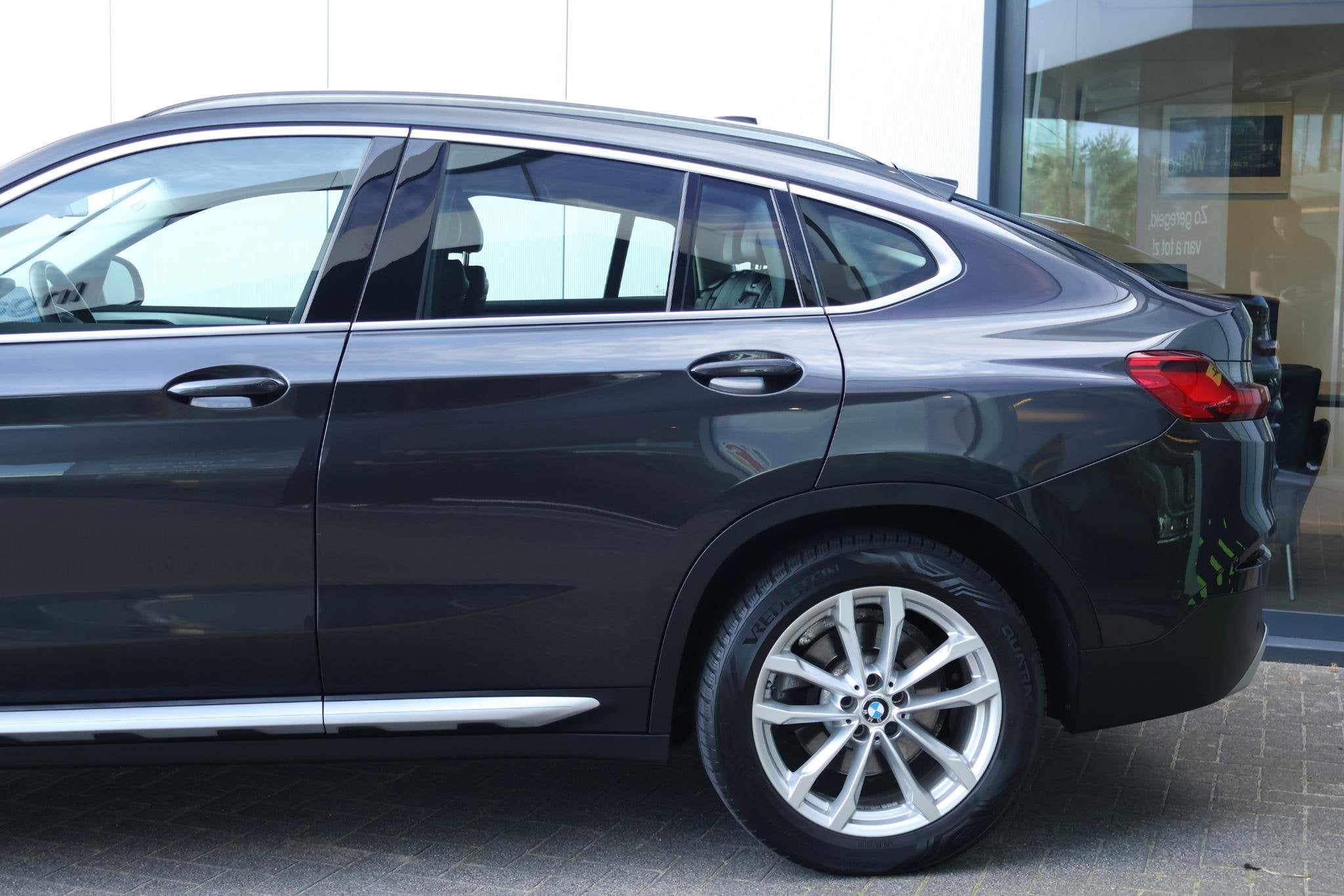 BMW X4 xDrive20i High Executive / Camera / Cruise control /, Auto's, BMW, Automaat, 1998 cc, 15 km/l, Gebruikt