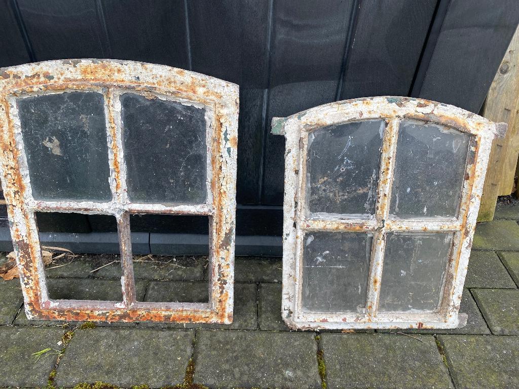 Gietijzeren boerderijruitjes 2x, Ophalen