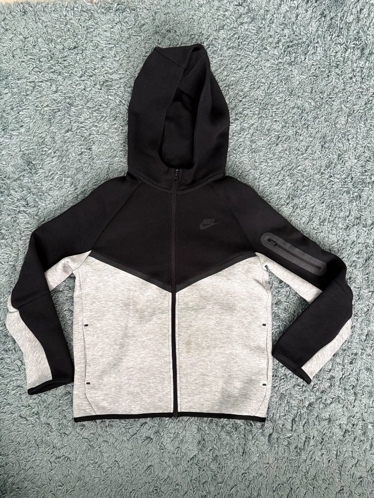 Nike tech zwart/grijs 158-170 cm, Zwart, Nike, Overige maten, Ophalen of Verzenden