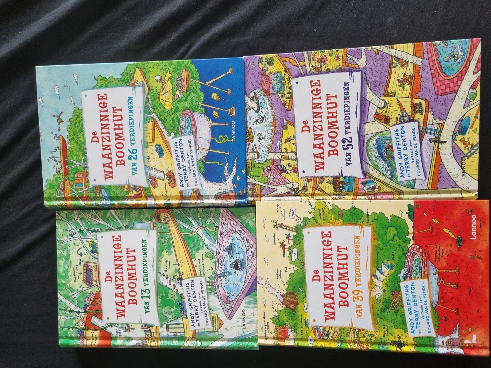 De Waanzinnige Boomhut -(4 boeken), Ophalen of Verzenden, Gelezen, Andy Griffiths en Terry Denton, Fictie algemeen