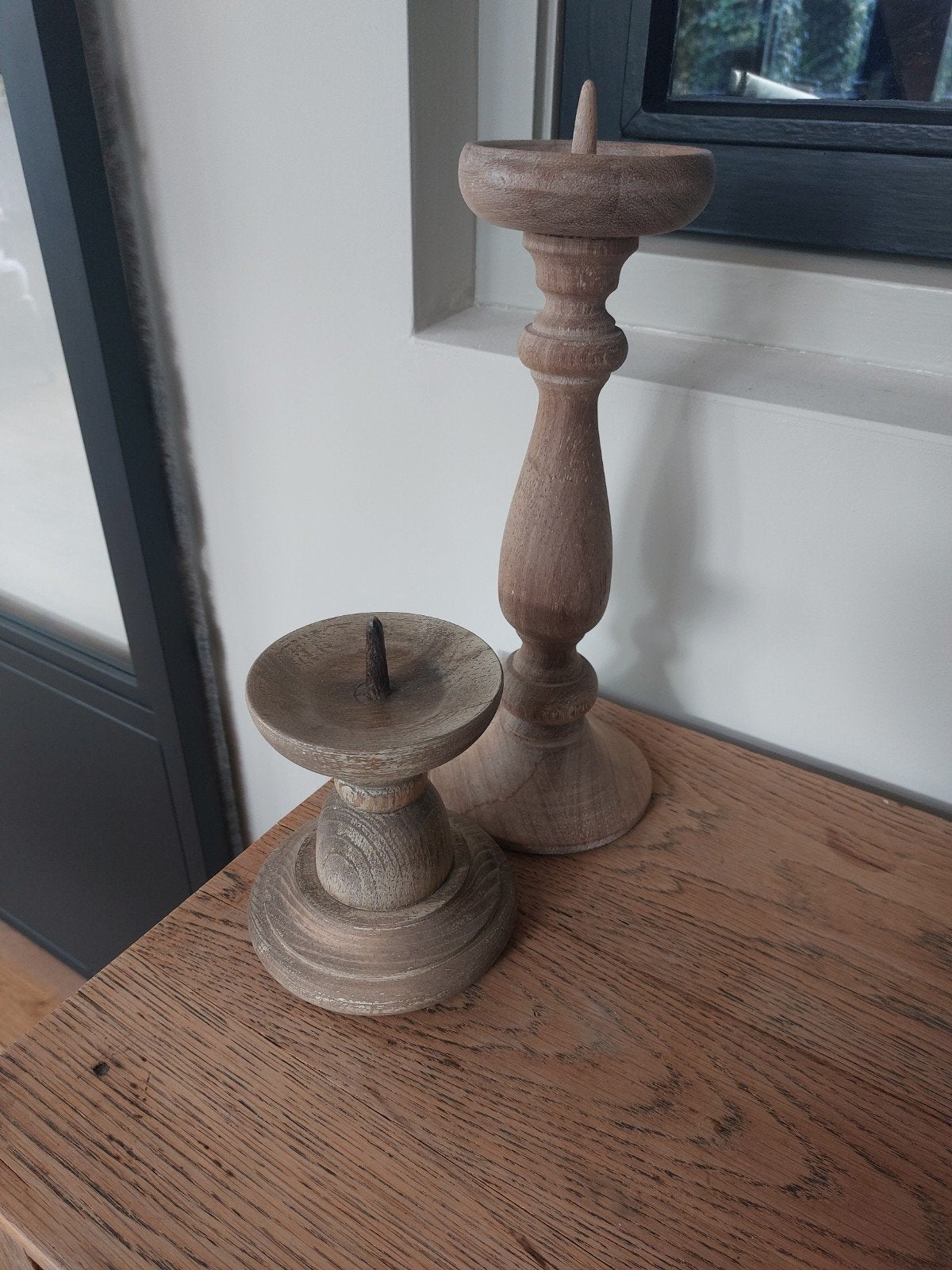 2 houten kandelaars., Ophalen of Verzenden, Overige materialen