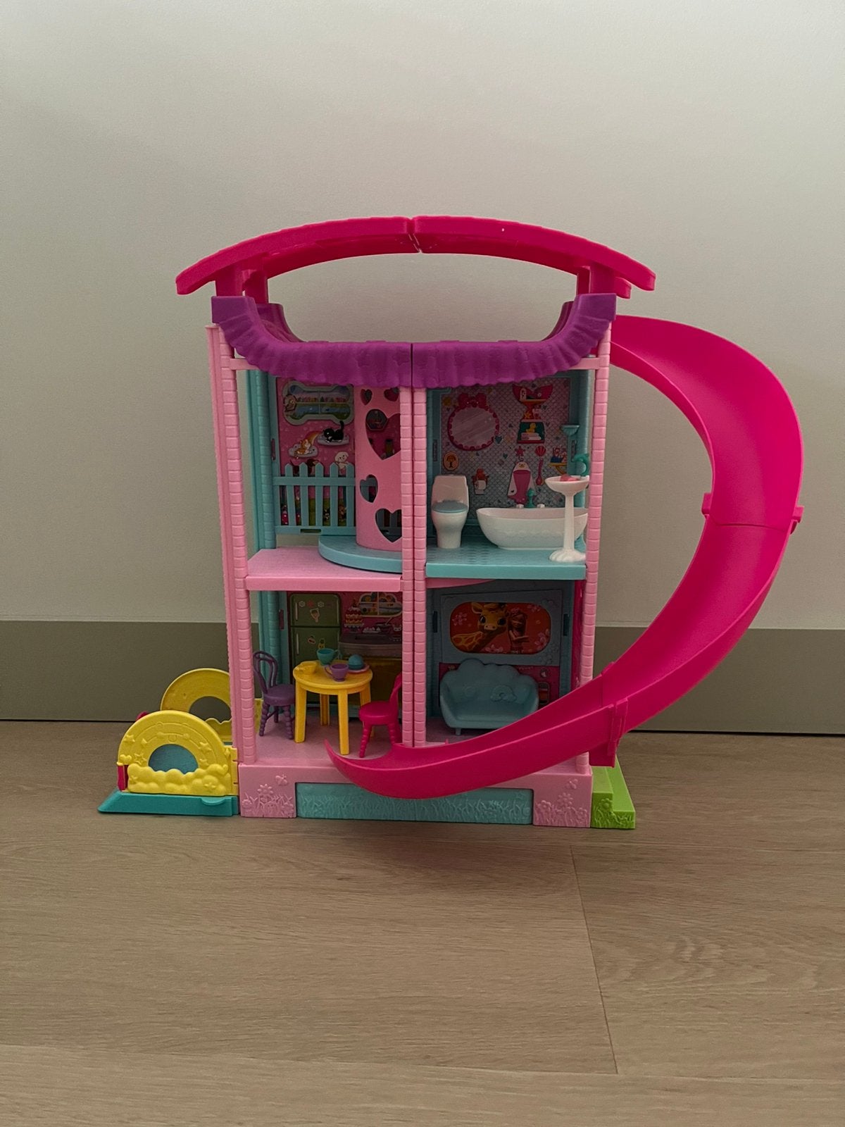 Barbie poppenhuis, Ophalen, Zo goed als nieuw, Poppenhuis